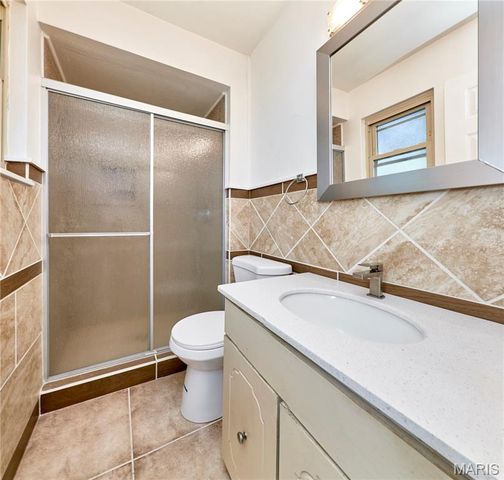 22 Heather Drive, St Peters, MO 63376