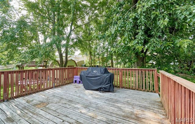 22 Heather Drive, St Peters, MO 63376