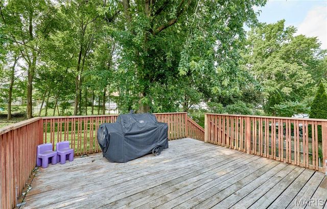 22 Heather Drive, St Peters, MO 63376
