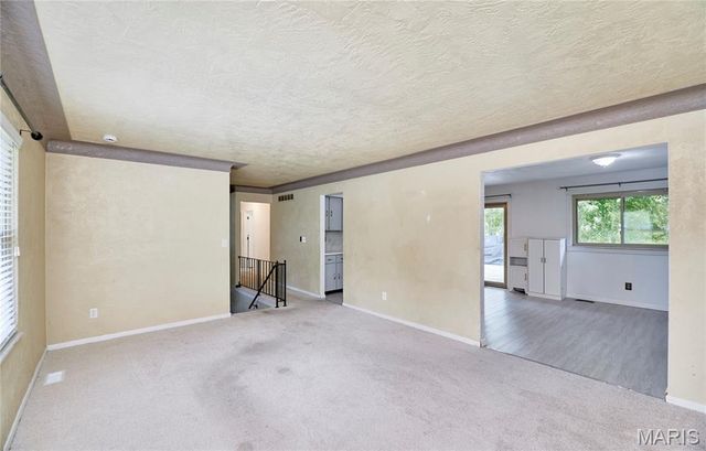 22 Heather Drive, St Peters, MO 63376