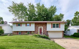 22 Heather Drive, St Peters, MO 63376
