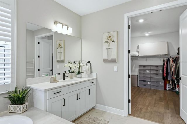 5820 MILLENNIUM SILVER COURT, Sarasota, FL 34238