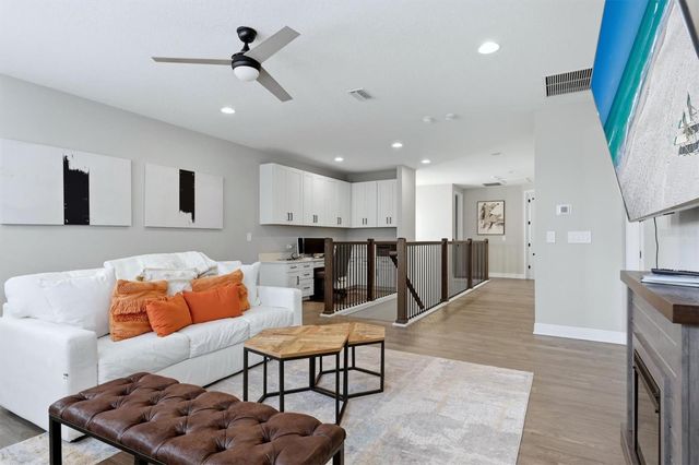 5820 MILLENNIUM SILVER COURT, Sarasota, FL 34238