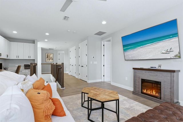 5820 MILLENNIUM SILVER COURT, Sarasota, FL 34238