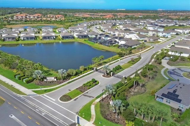 5820 MILLENNIUM SILVER COURT, Sarasota, FL 34238