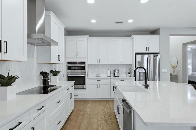 5820 MILLENNIUM SILVER COURT, Sarasota, FL 34238