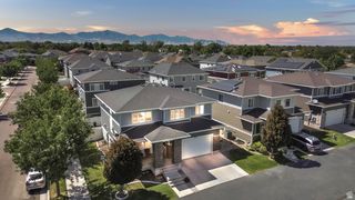 9732 S CALDERA LN, South Jordan, UT 84095
