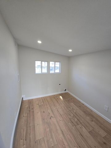 1398 Lockbourne Road, Columbus, OH 43206