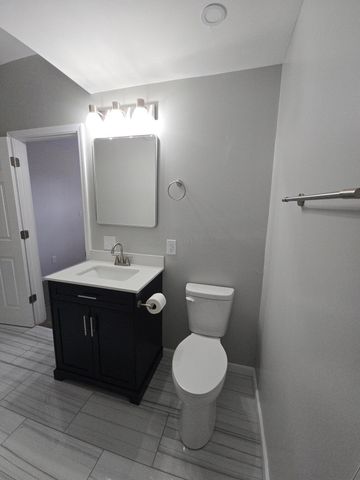 1398 Lockbourne Road, Columbus, OH 43206