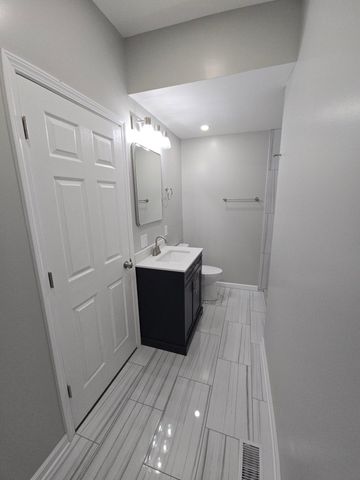 1398 Lockbourne Road, Columbus, OH 43206