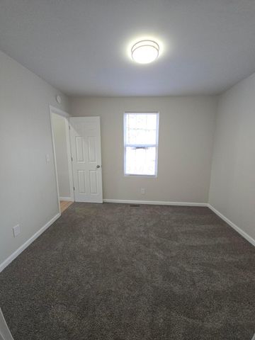 1398 Lockbourne Road, Columbus, OH 43206