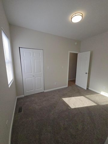 1398 Lockbourne Road, Columbus, OH 43206