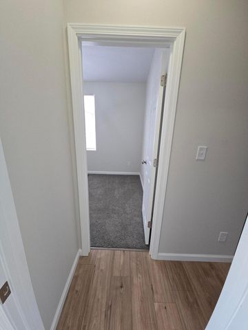 1398 Lockbourne Road, Columbus, OH 43206