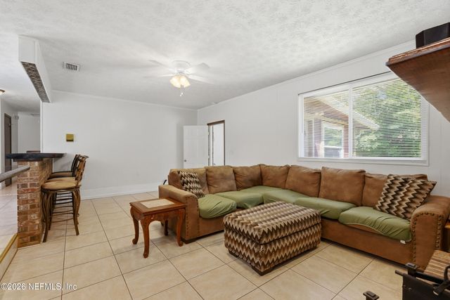6935 ALANA Road, Jacksonville, FL 32211