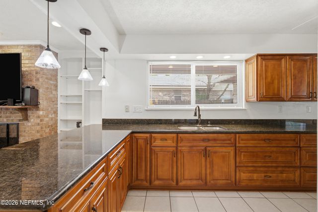 6935 ALANA Road, Jacksonville, FL 32211