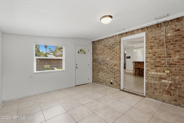 6935 ALANA Road, Jacksonville, FL 32211