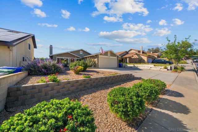 7454 Gayneswood, San Diego, CA 92139