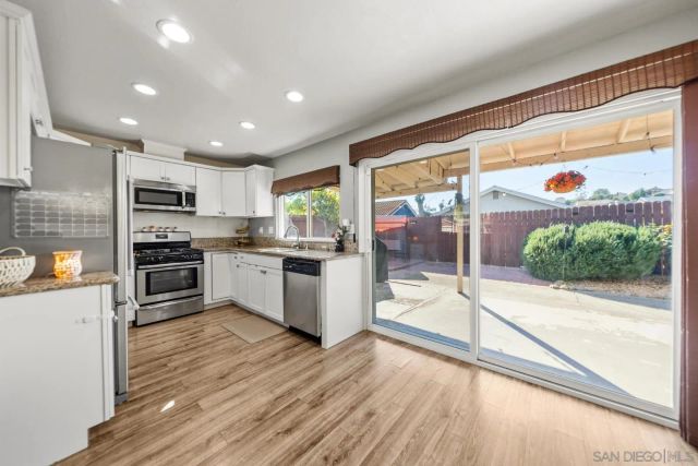 7454 Gayneswood, San Diego, CA 92139