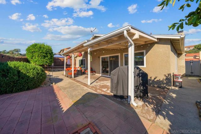 7454 Gayneswood, San Diego, CA 92139