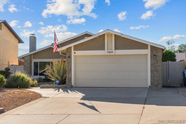 7454 Gayneswood, San Diego, CA 92139
