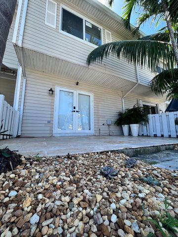 2711 NE NE 15th Street, Pompano Beach, FL 33062