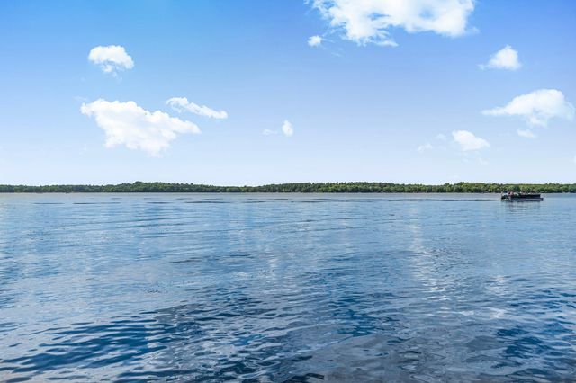 17364 Paradise Shores Road, Brainerd, MN 56401