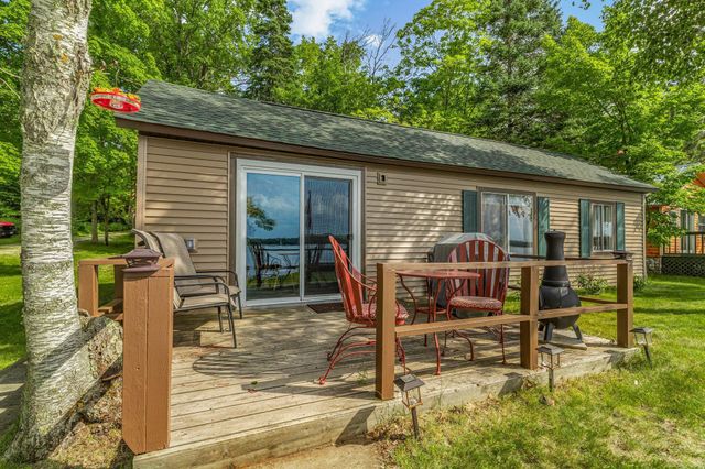 17364 Paradise Shores Road, Brainerd, MN 56401