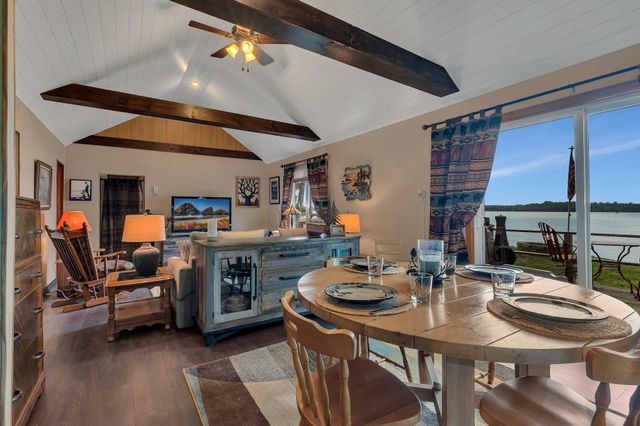 17364 Paradise Shores Road, Brainerd, MN 56401