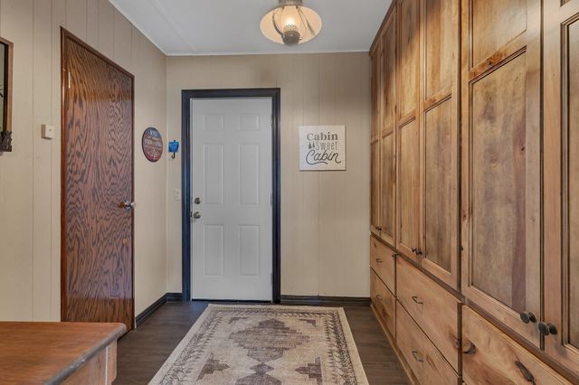 17364 Paradise Shores Road, Brainerd, MN 56401