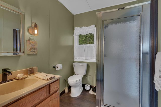 17364 Paradise Shores Road, Brainerd, MN 56401