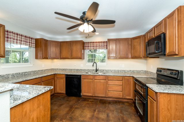 1541 Zane Grey, Spring Branch, TX 78070