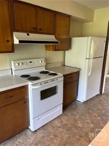 10 Burnt Tree Circle, Savannah, GA 31419