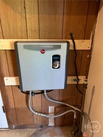 10 Burnt Tree Circle, Savannah, GA 31419