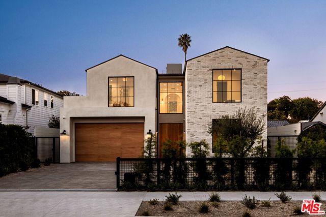 11621 Hesby Street, Valley Village, CA 91601