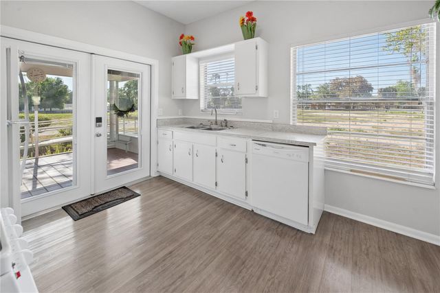 25749 SW 1ST AVENUE, Newberry, FL 32669