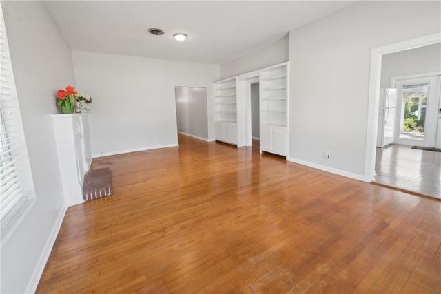 25749 SW 1ST AVENUE, Newberry, FL 32669