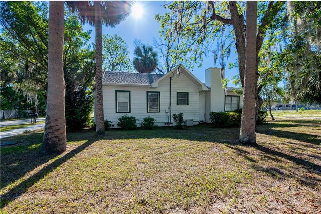 25749 SW 1ST AVENUE, Newberry, FL 32669