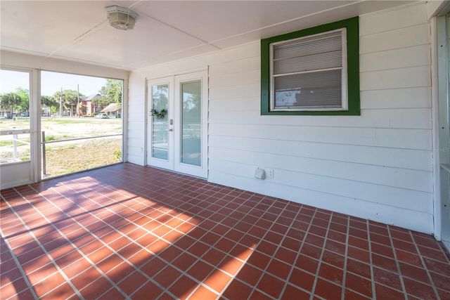 25749 SW 1ST AVENUE, Newberry, FL 32669