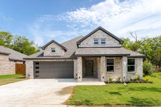 702 Crenshaw Street, Terrell, TX 75160