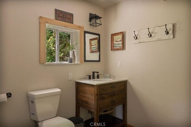 660 Burnt Mill, Lake Arrowhead, CA 92352