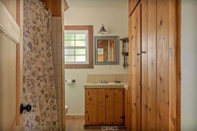 660 Burnt Mill, Lake Arrowhead, CA 92352