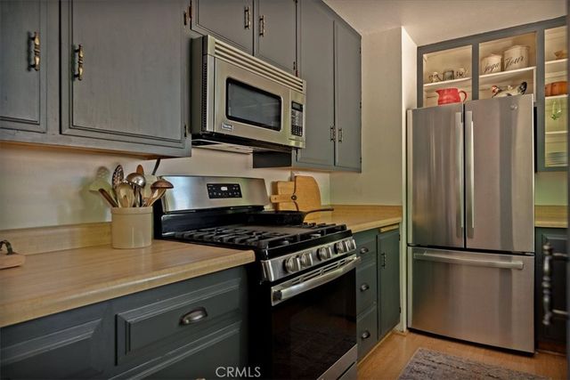 660 Burnt Mill, Lake Arrowhead, CA 92352