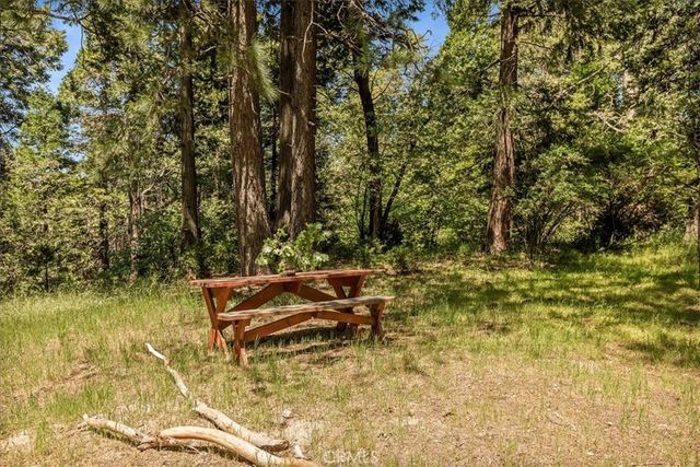660 Burnt Mill, Lake Arrowhead, CA 92352