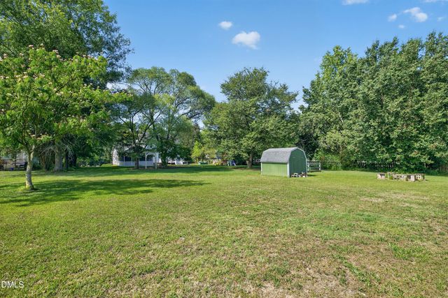 2020 Stonepond Lane, Raleigh, NC 27603