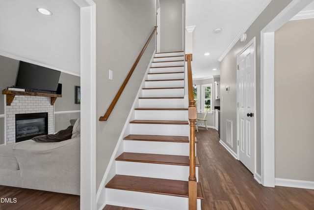 2020 Stonepond Lane, Raleigh, NC 27603