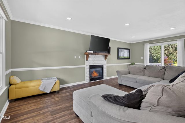 2020 Stonepond Lane, Raleigh, NC 27603