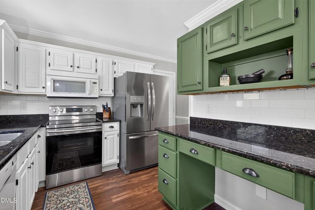 2020 Stonepond Lane, Raleigh, NC 27603