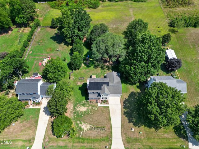2020 Stonepond Lane, Raleigh, NC 27603