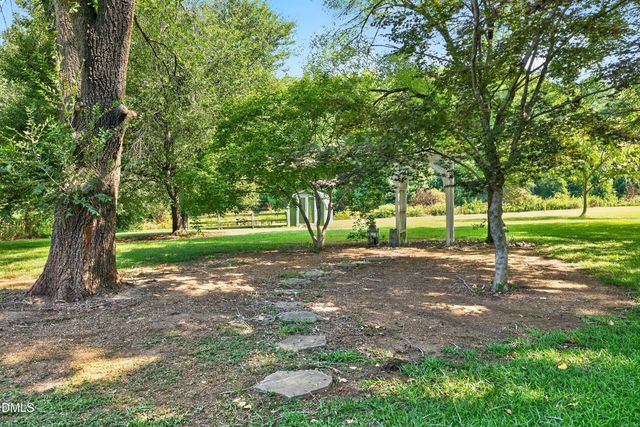 2020 Stonepond Lane, Raleigh, NC 27603