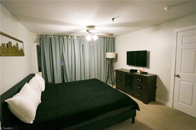 315 N Spruce Street 106, Winston-salem, NC 27101